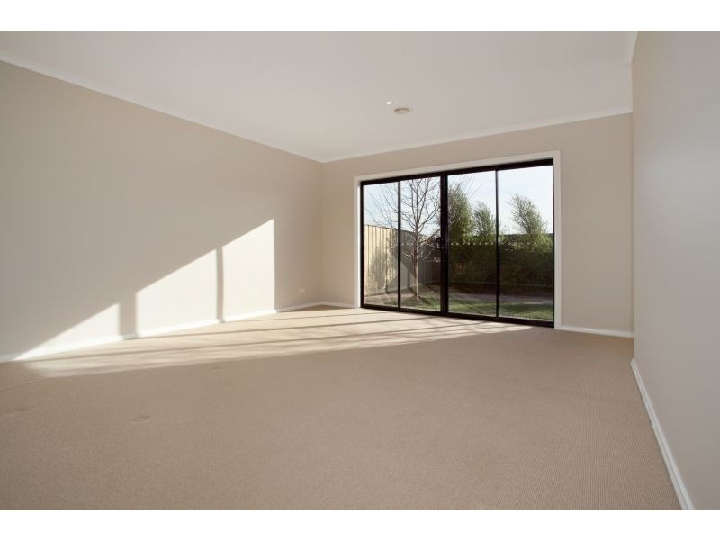 3 Parry Drive, Narre Warren VIC 3805