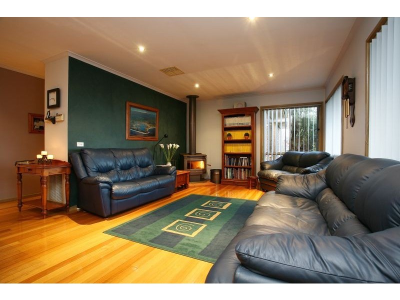 88 Avebury Drive, Berwick VIC 3806