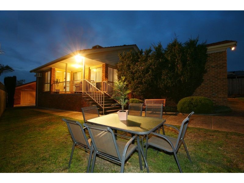 88 Avebury Drive, Berwick VIC 3806