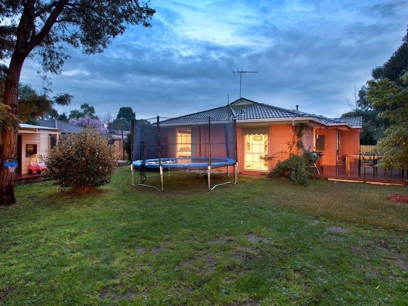1 Melrose Court, Berwick VIC 3806
