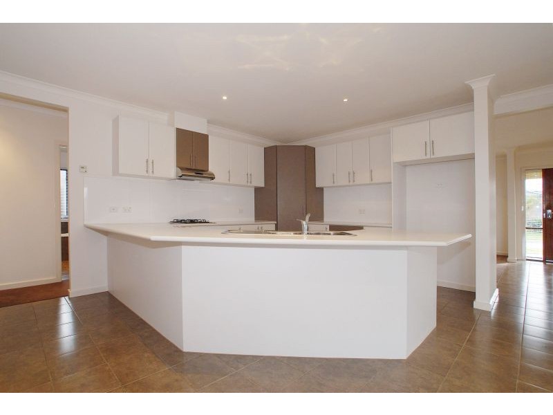 19 Killarney Court, Pakenham VIC 3810