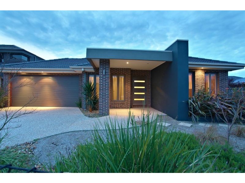 24 Carbine way, Lyndhurst VIC 3975