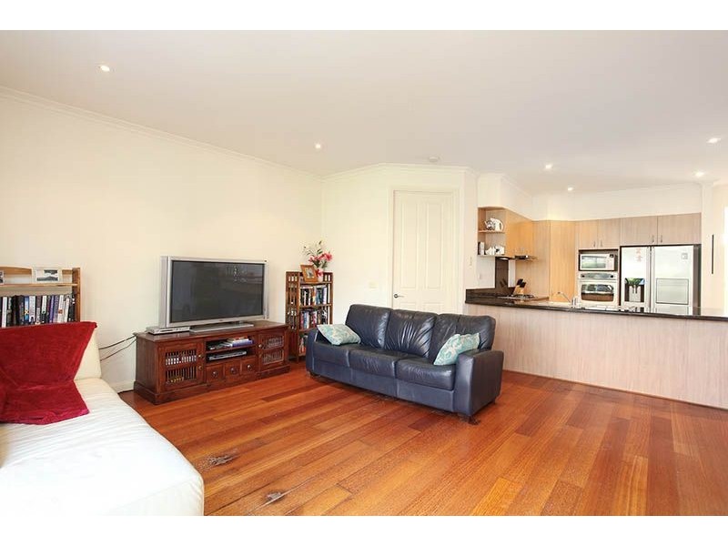 Unit 37/18-26 Marlesford Crescent, Berwick VIC 3806