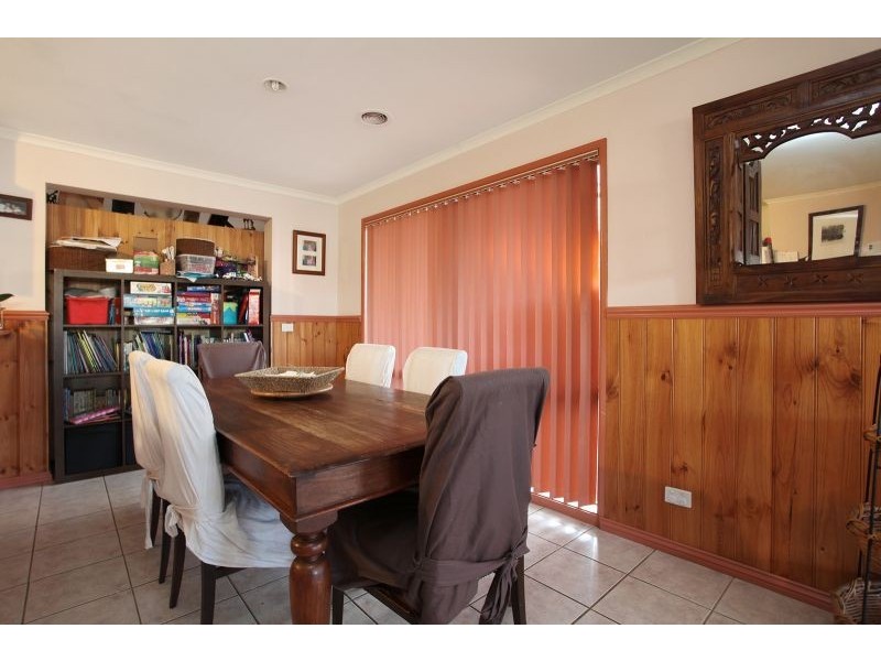 9 Danehill Grove, Berwick VIC 3806