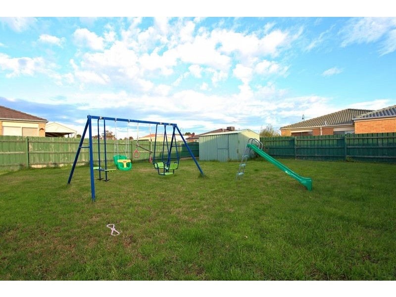 9 Danehill Grove, Berwick VIC 3806