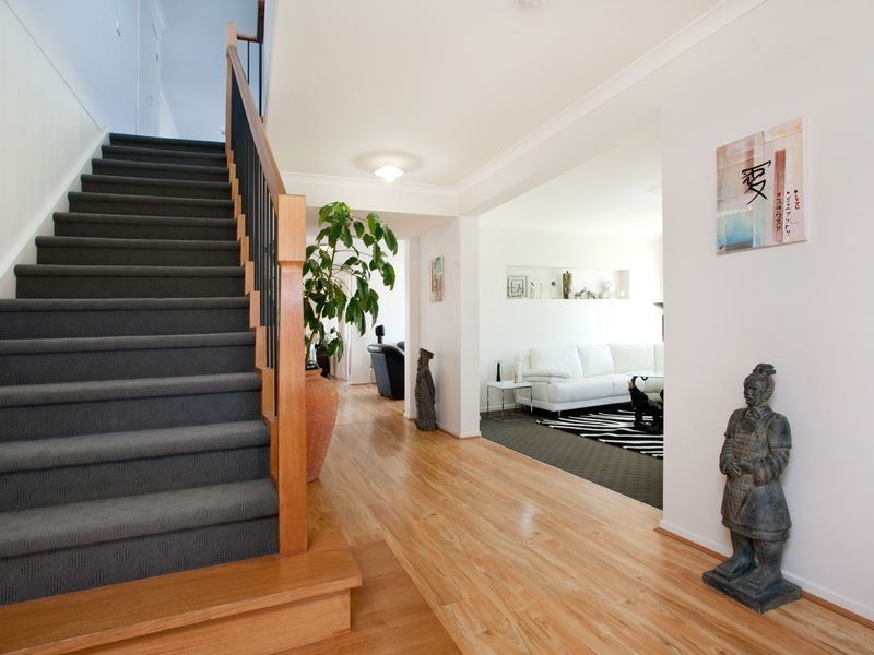 9 Duke Street, Berwick VIC 3806