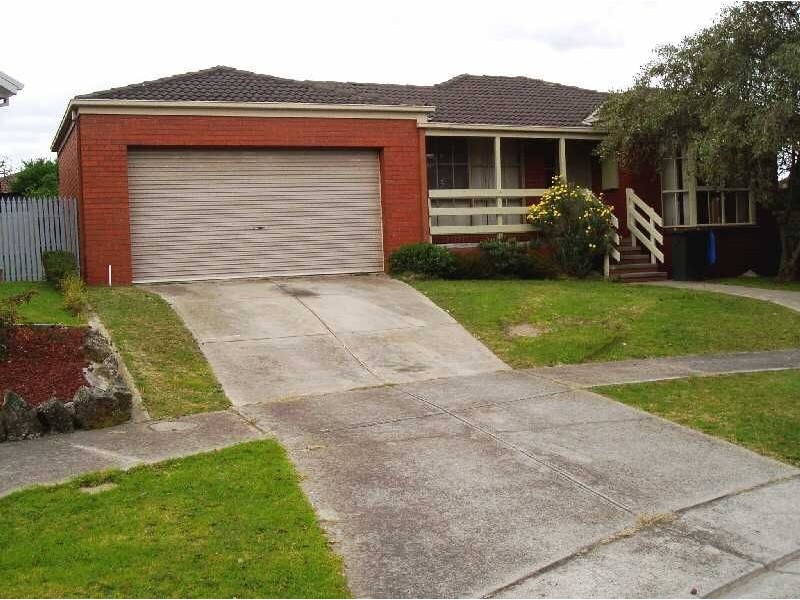 8 Shawnee Court, Narre Warren VIC 3805