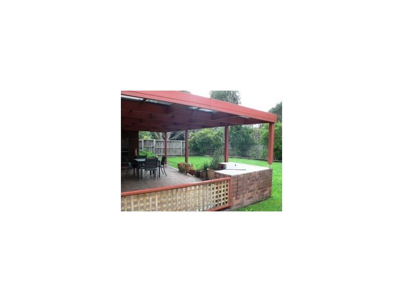 5 Coolabah Grove, Berwick VIC 3806