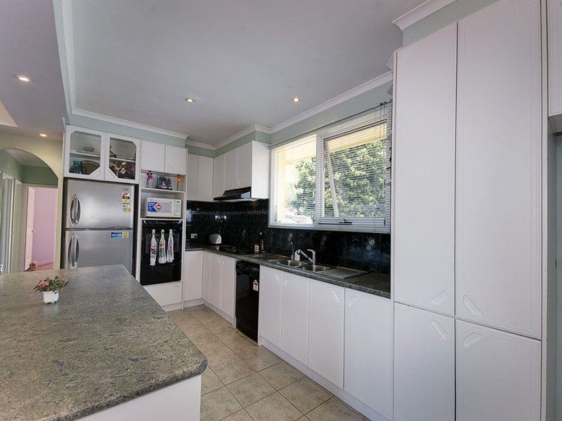 1/165 Stud Road, Wantirna South VIC 3152