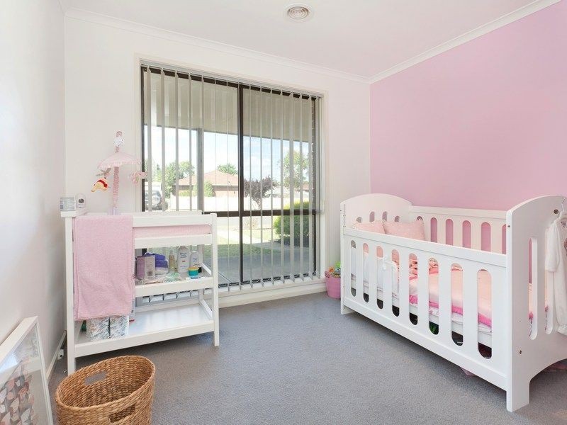 34 Strong Drive, Hampton Park VIC 3976
