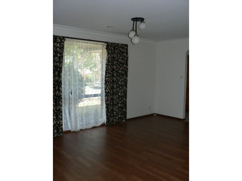 26 Howitt Court, Berwick VIC 3806