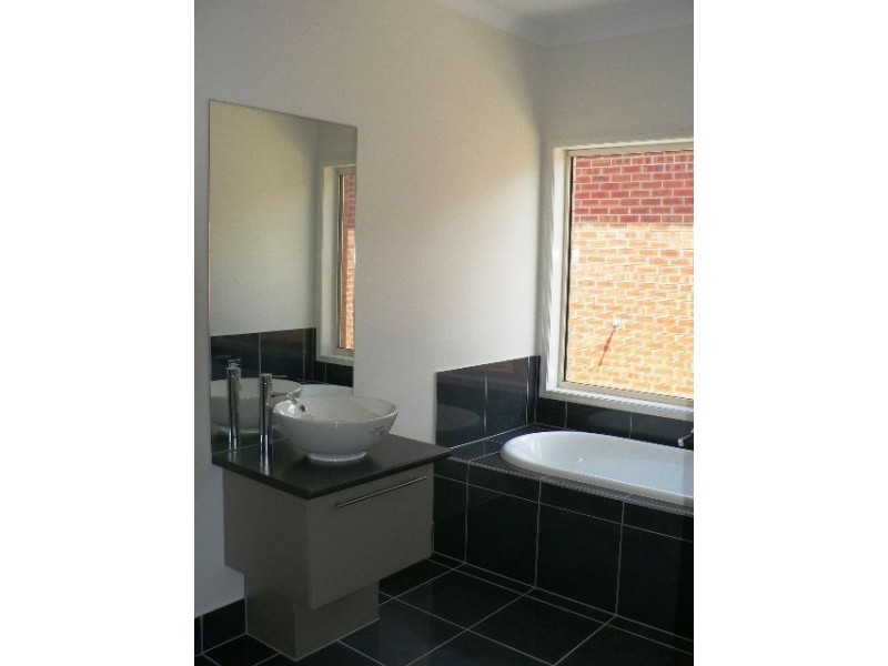 Lot 705 Selandra Blvd, Clyde North VIC 3978