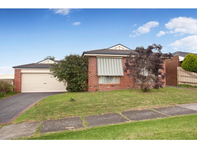 1 Foulds Court, Berwick VIC 3806