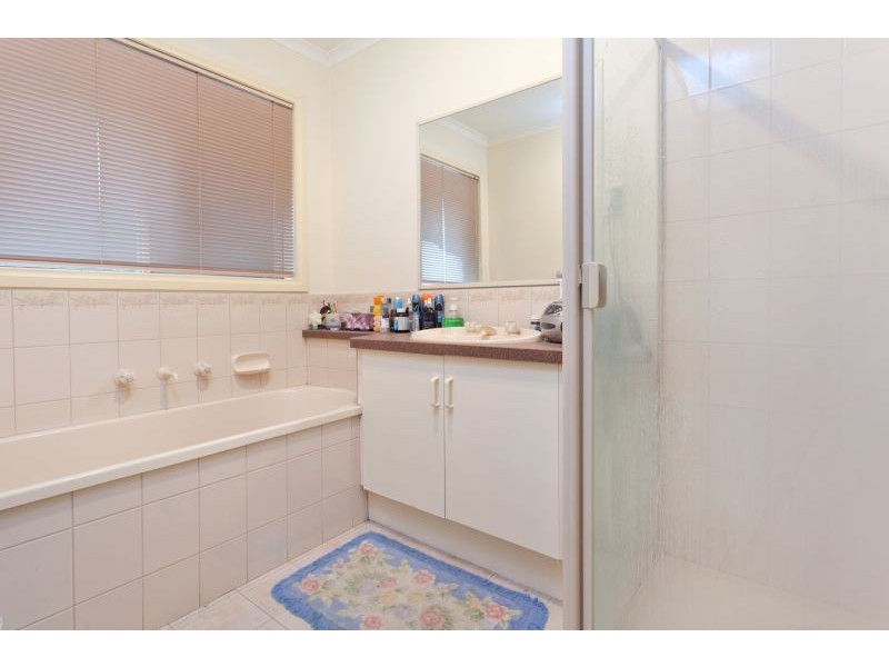 1 Foulds Court, Berwick VIC 3806