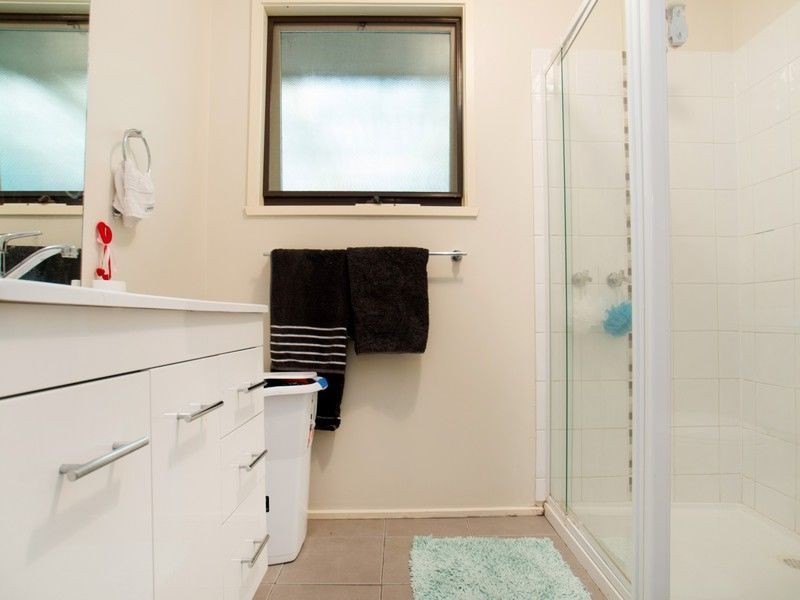 4 Adele Court, Narre Warren VIC 3805