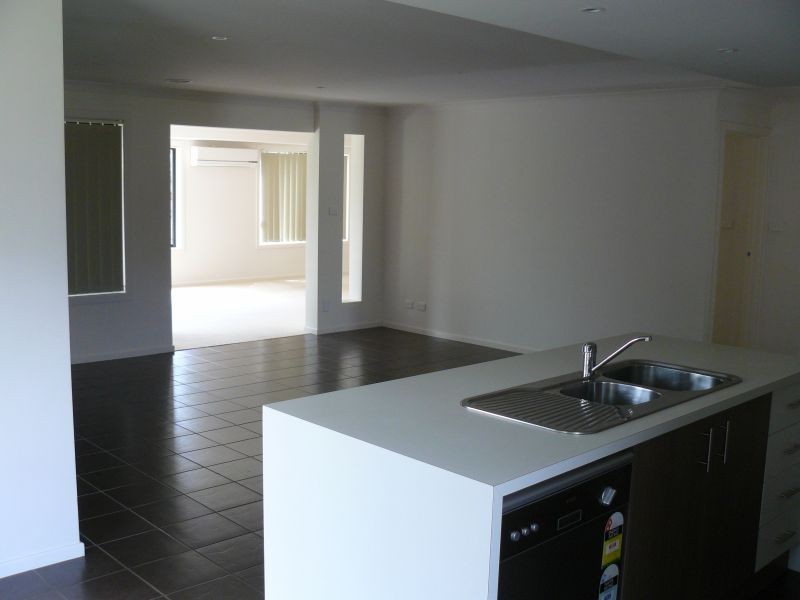 28 Player Drive, Narre Warren VIC 3805