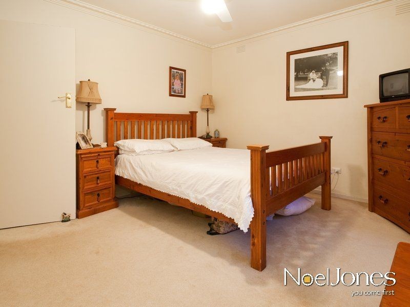 9 Fritzlaff Court, Berwick VIC 3806