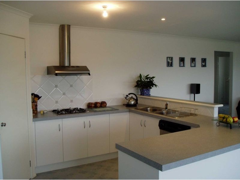 52 Tangerine Drive, Narre Warren South VIC 3805