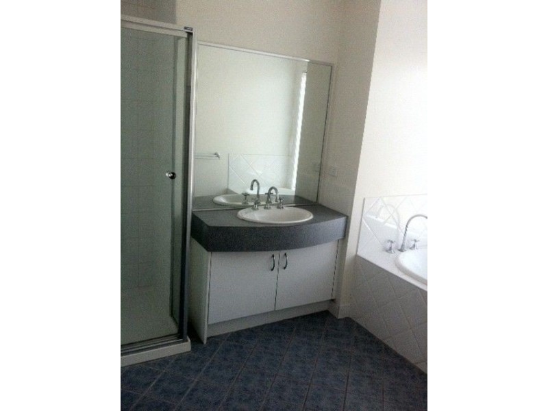 52 Tangerine Drive, Narre Warren South VIC 3805