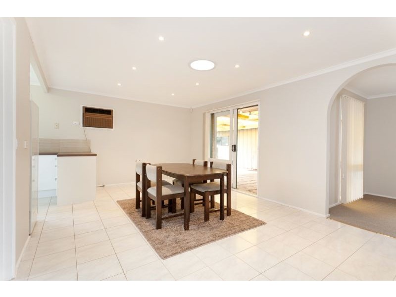 26 Garryowen Crescent, Narre Warren VIC 3805