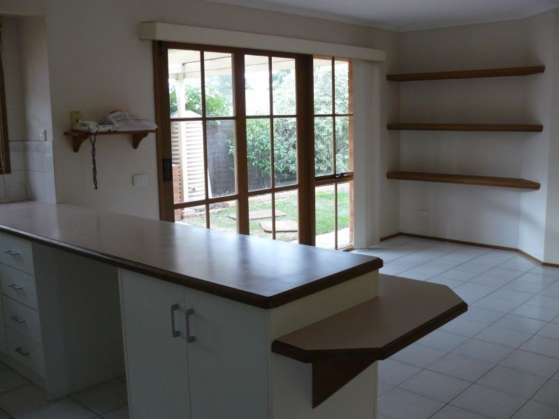 18 Strathaird Drive, Narre Warren South VIC 3805