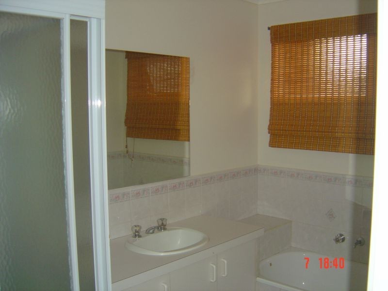 24 Leonie Court, Narre Warren VIC 3805