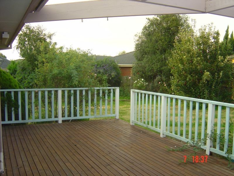 24 Leonie Court, Narre Warren VIC 3805