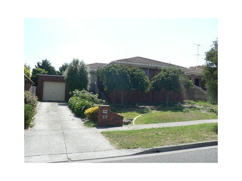 11 Van Der Haar Ave, Berwick VIC 3806