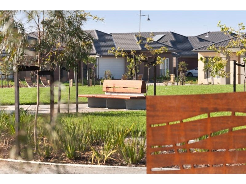 Lot 1504 Mickleham Drive, Cranbourne North VIC 3977