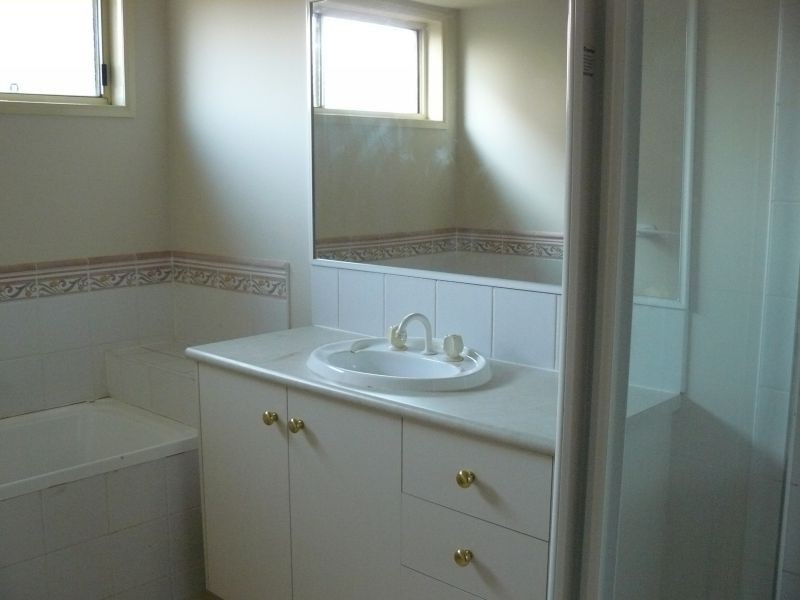 17 Sycamore Court, Narre Warren South VIC 3805