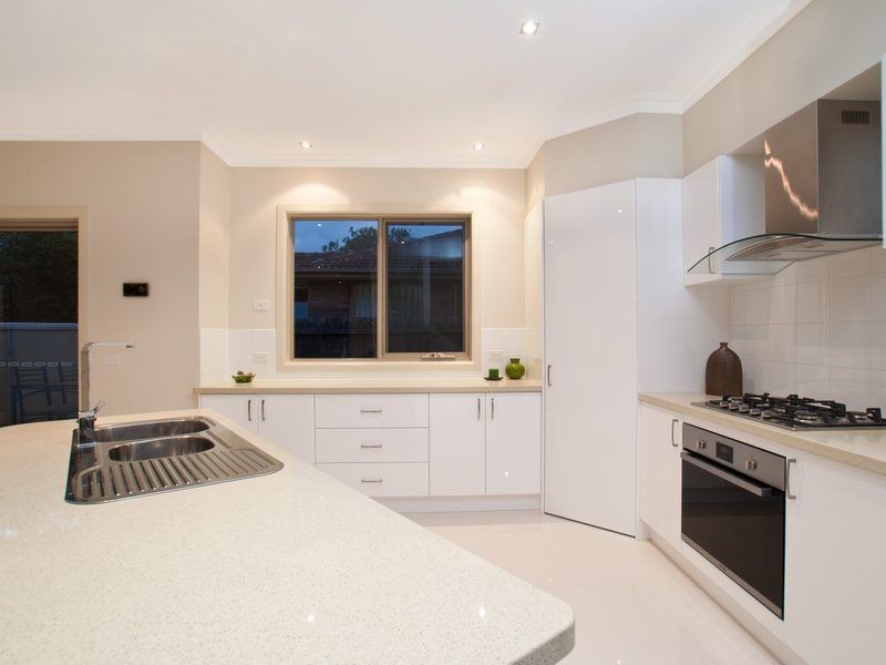 Unit 1/8 Gamble Avenue, Berwick VIC 3806