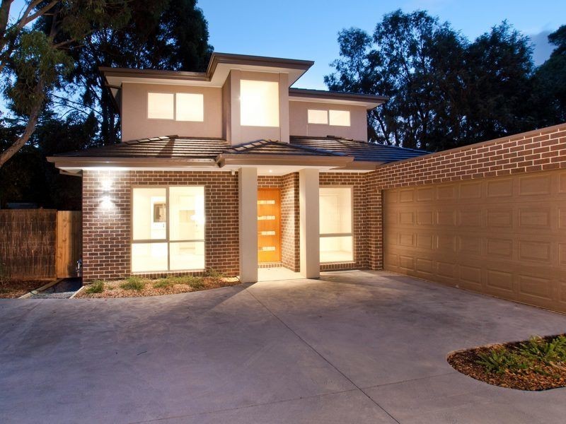 Unit 2/8 Gamble Avenue, Berwick VIC 3806