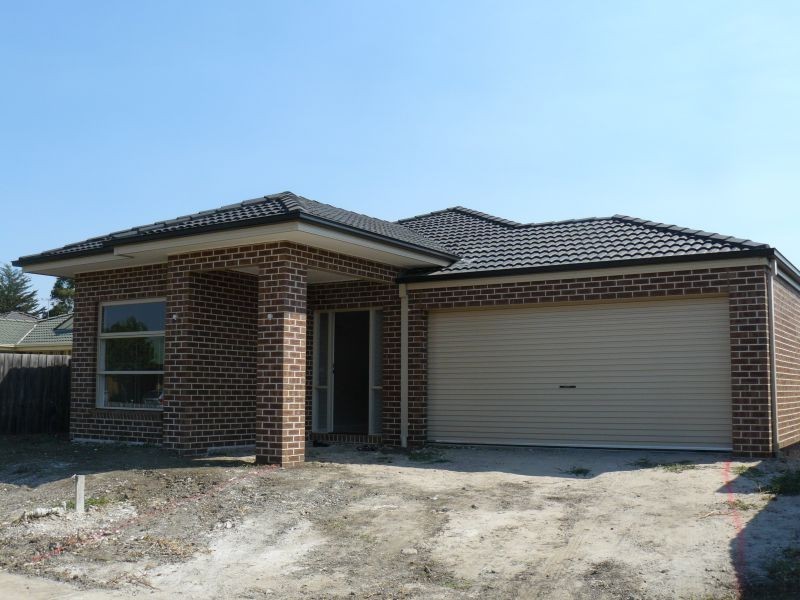 4 Alberta Way, Berwick VIC 3806