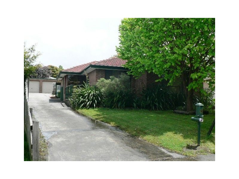 35 Fernwood Road, Narre Warren VIC 3805