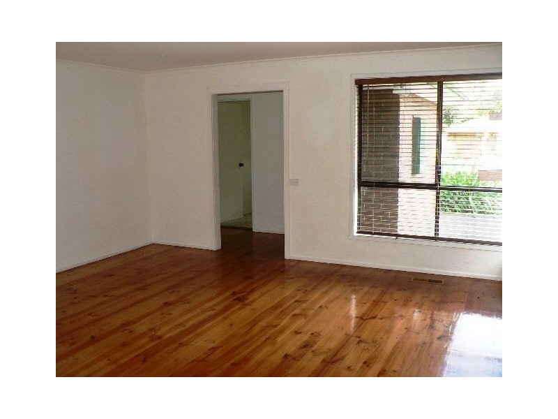 35 Fernwood Road, Narre Warren VIC 3805