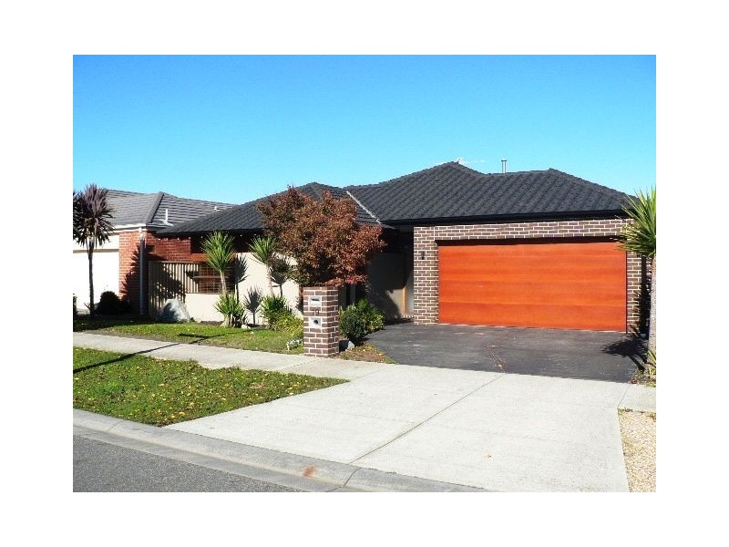 19 Montpelier Drive, Berwick VIC 3806