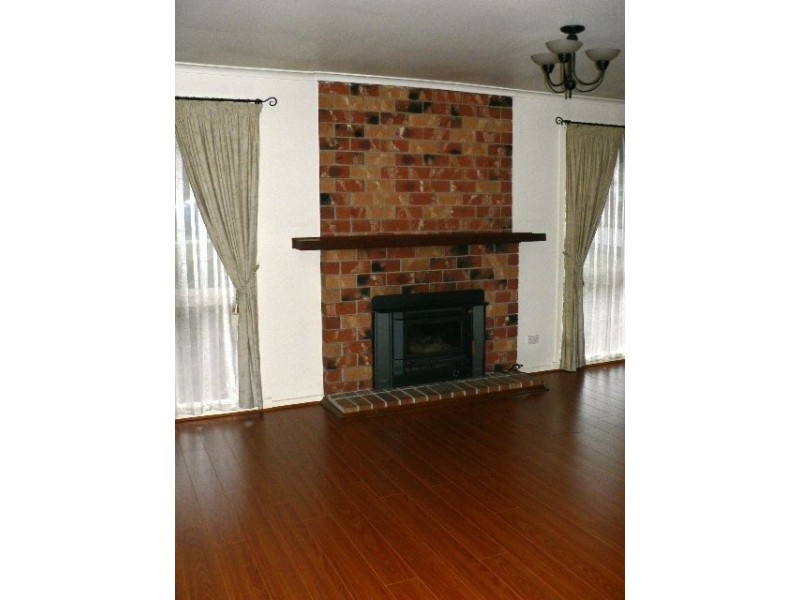 28 Trentwood Road, Narre Warren VIC 3805