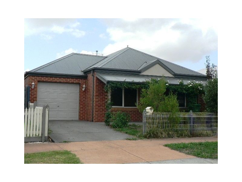 36 Stringybark Circuit, Pakenham VIC 3810