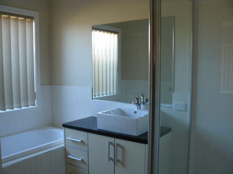 12 Gladys Court, Berwick VIC 3806