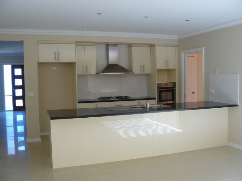 12 Gladys Court, Berwick VIC 3806