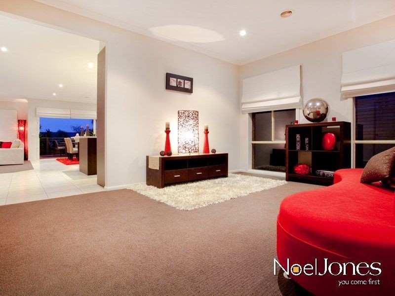 14 Denbigh Court, Berwick VIC 3806