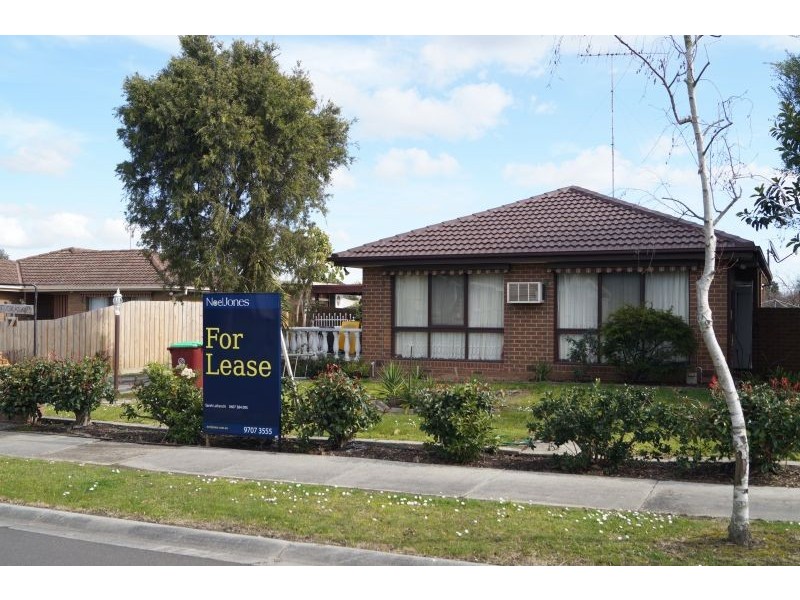 17 Coniston Avenue, Berwick VIC 3806