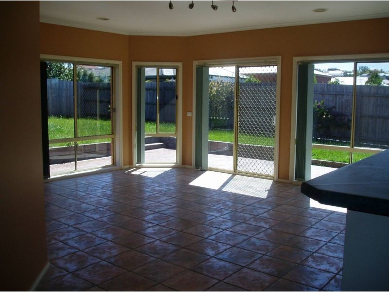 73 Melville Park Drive, Berwick VIC 3806