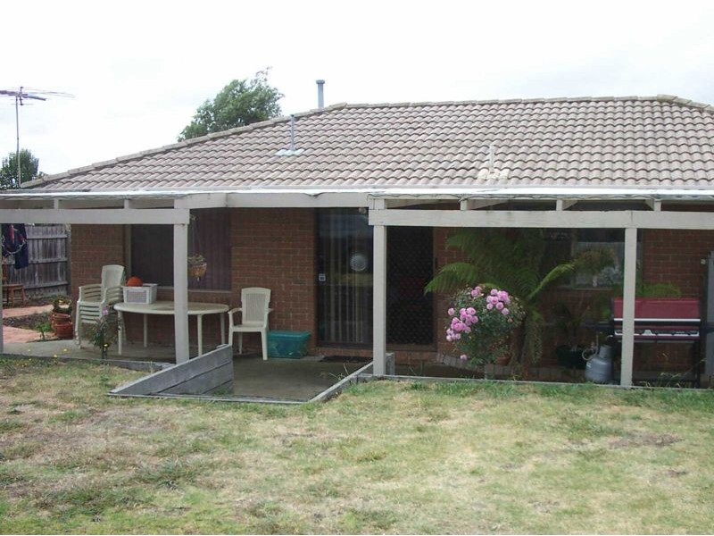 1 Ireland Avenue, Narre Warren VIC 3805