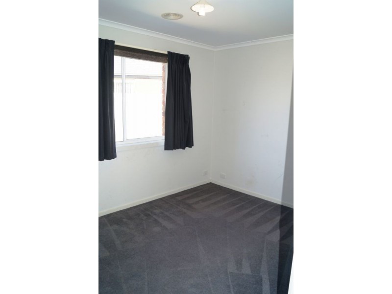 6 Cindy Court, Berwick VIC 3806