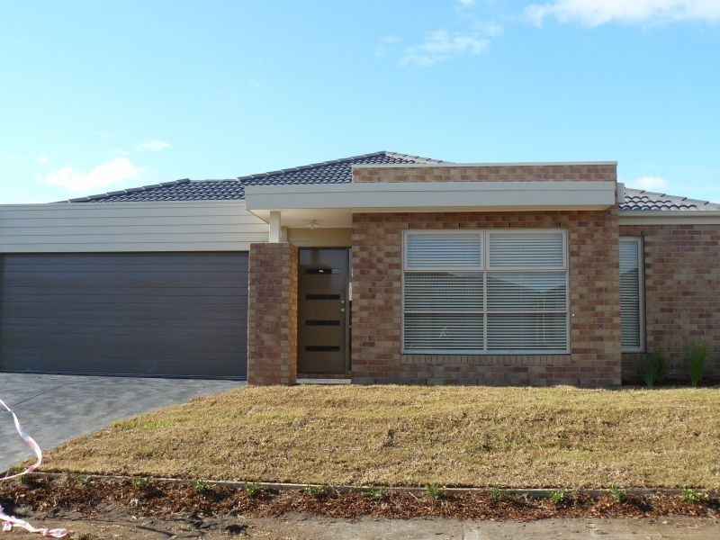 49 Gregson Grove, Lyndhurst VIC 3975