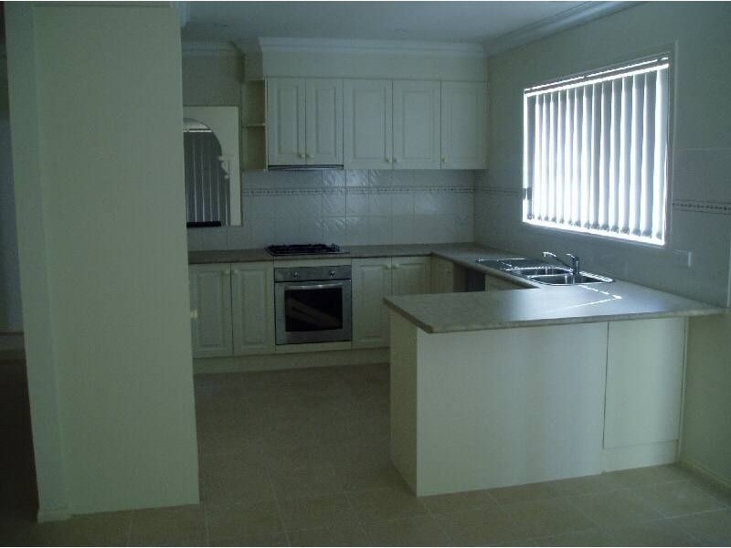 6 Marabou Close, Berwick VIC 3806