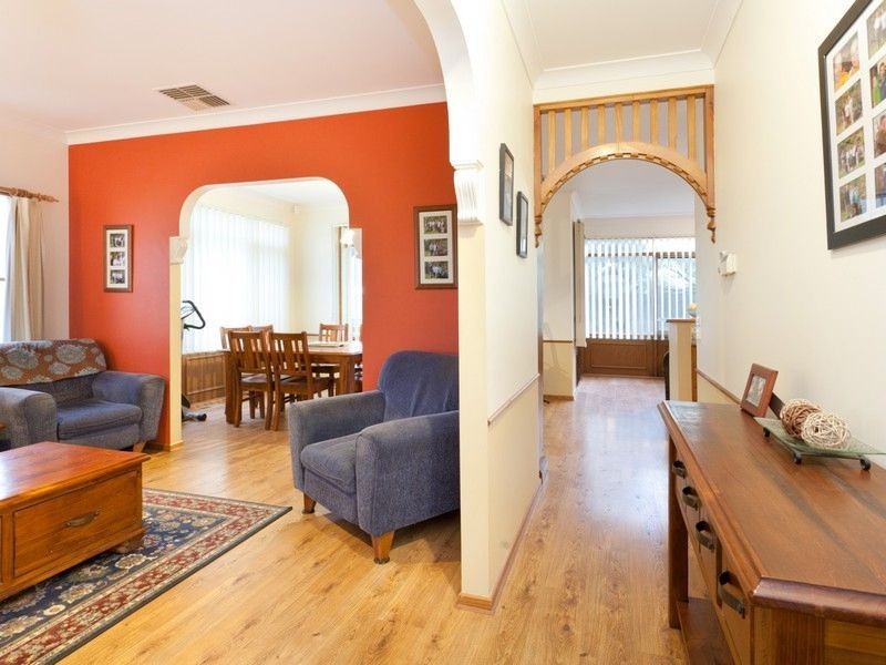 6 Rosewood Court, Narre Warren South VIC 3805