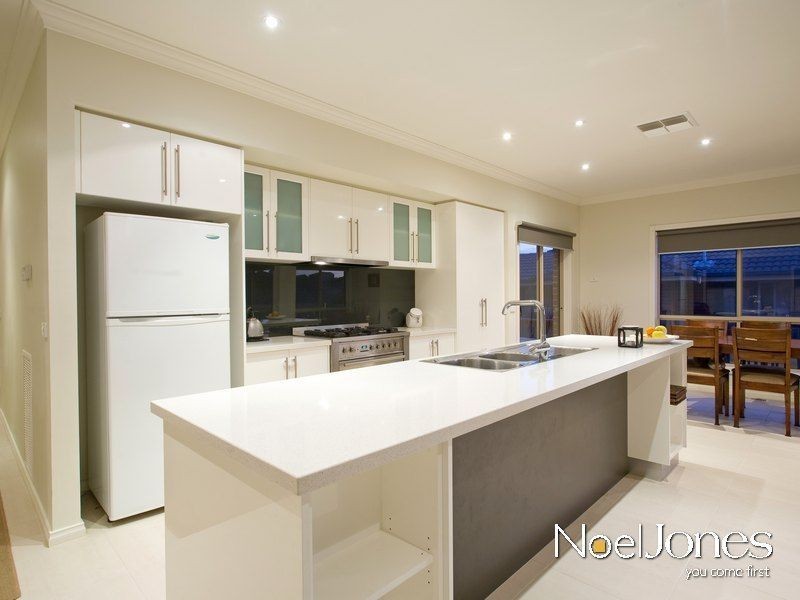 7 Wild Duck Way, Beaconsfield VIC 3807