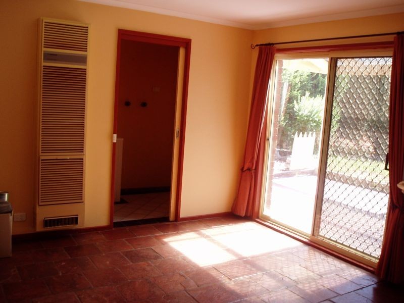 34B Mitre Crescent, Berwick VIC 3806